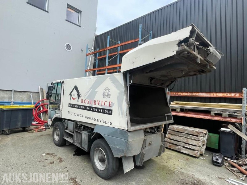 2007 AEBI MFH 5000 FEIE/KOSTEBIL - ROTERENDE FEIEBIL - IVECO MOTOR - KLIMA - 8800 TIMER. - Ehitusseade: pilt 3 2007 AEBI MFH 5000 FEIE/KOSTEBIL - ROTERENDE FEIEBIL - IVECO MOTOR - KLIMA - 8800 TIMER. - Ehitusseade: pilt 3