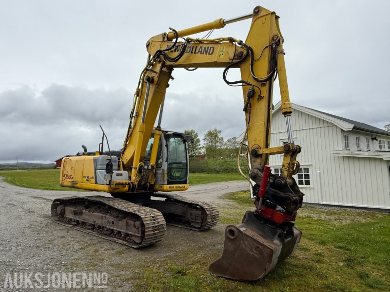 2008 Kobelco E215B Beltegraver - 2 skuffer - Rotortilt og leddet bom - Ekskavaator: pilt 3 2008 Kobelco E215B Beltegraver - 2 skuffer - Rotortilt og leddet bom - Ekskavaator: pilt 3