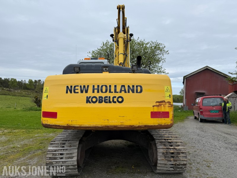 2008 Kobelco E215B Beltegraver - 2 skuffer - Rotortilt og leddet bom - Ekskavaator: pilt 5 2008 Kobelco E215B Beltegraver - 2 skuffer - Rotortilt og leddet bom - Ekskavaator: pilt 5
