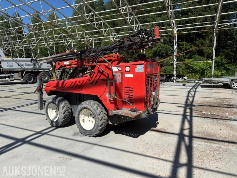 2008 Tamrock commando 120R BORERIGG - SERVICEHISTORIKK. - Puurimisplatvorm: pilt 5 2008 Tamrock commando 120R BORERIGG - SERVICEHISTORIKK. - Puurimisplatvorm: pilt 5