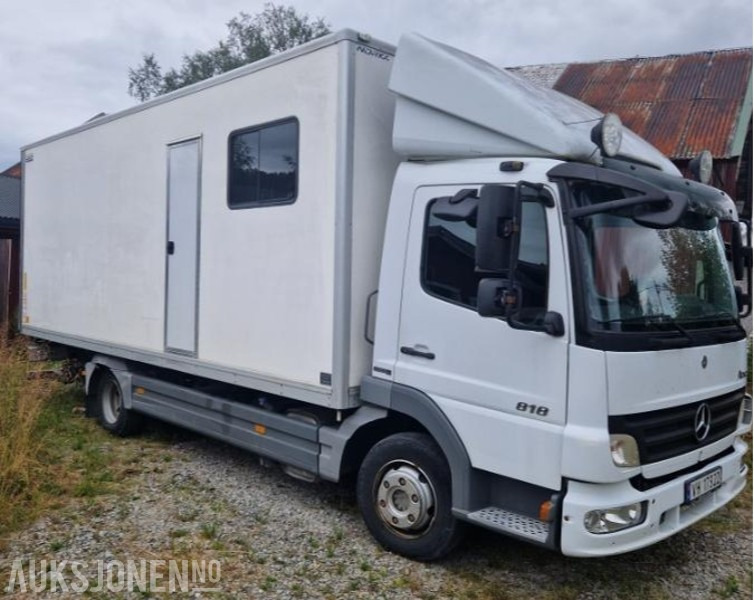 2009 Mercedes-Benz ATEGO 818L todelt skap Bodel Hengerfeste - Kasti veoauto: pilt 1 2009 Mercedes-Benz ATEGO 818L todelt skap Bodel Hengerfeste - Kasti veoauto: pilt 1
