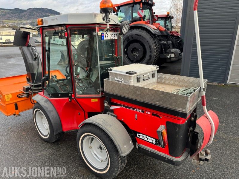 2010 Antonio Carraro Superparc 4400 HST MED SNØFRESER, KOST OG STRØKASSE - Traktor: pilt 5 2010 Antonio Carraro Superparc 4400 HST MED SNØFRESER, KOST OG STRØKASSE - Traktor: pilt 5