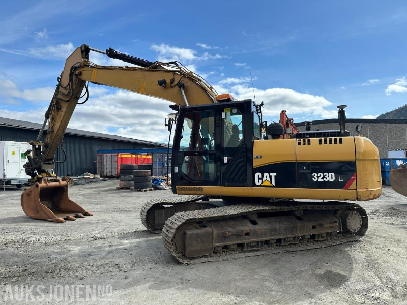 2010 CAT 323D GRAVEMASKIN - 14167 TIMER - Ekskavaator: pilt 3 2010 CAT 323D GRAVEMASKIN - 14167 TIMER - Ekskavaator: pilt 3