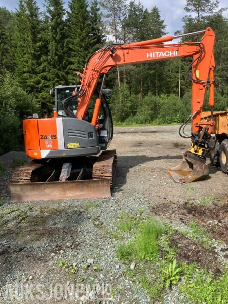 2010 Hitachi ZX 85 US -3 MVA FRI BELTEGRAVER - Ekskavaator: pilt 2 2010 Hitachi ZX 85 US -3 MVA FRI BELTEGRAVER - Ekskavaator: pilt 2