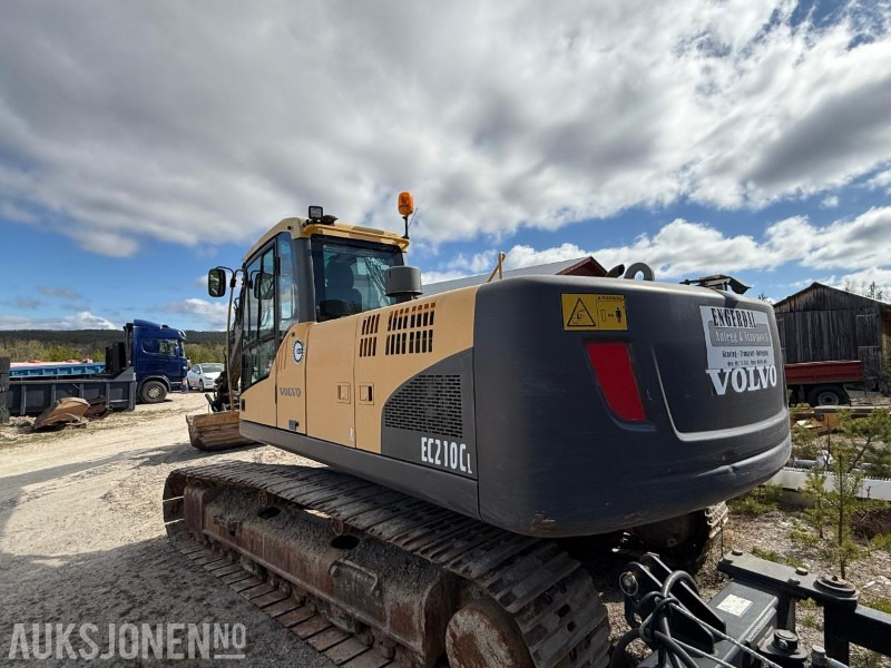 2010 Volvo EC210CL gravemaskin med tiltrotator og 2 skuffer. - Ekskavaator: pilt 3 2010 Volvo EC210CL gravemaskin med tiltrotator og 2 skuffer. - Ekskavaator: pilt 3