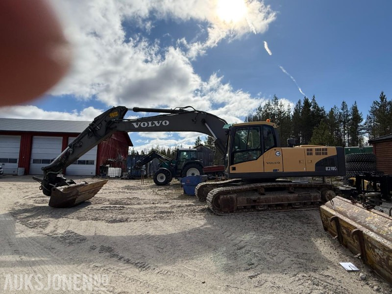 2010 Volvo EC210CL gravemaskin med tiltrotator og 2 skuffer. - Ekskavaator: pilt 2 2010 Volvo EC210CL gravemaskin med tiltrotator og 2 skuffer. - Ekskavaator: pilt 2