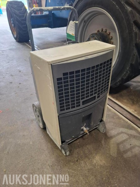 2011 Dantherm CDT40 Avfukter. - Ehitusseade: pilt 1 2011 Dantherm CDT40 Avfukter. - Ehitusseade: pilt 1