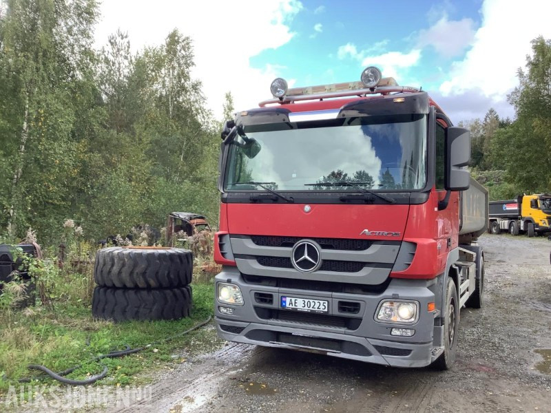 2011 Mercedes-Benz 1836L/45 4X2M - Konkstõstukiga veoauto: pilt 1 2011 Mercedes-Benz 1836L/45 4X2M - Konkstõstukiga veoauto: pilt 1