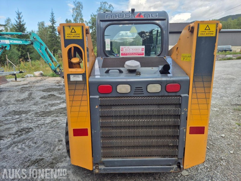 2011 Mustang 2056 Turbo kompaktlaster, kun 430 timer! - Kompaktlaadur: pilt 4 2011 Mustang 2056 Turbo kompaktlaster, kun 430 timer! - Kompaktlaadur: pilt 4