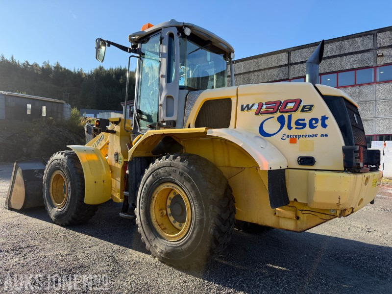 2011 New Holland W130B hjullaster – kun 3 580 timer - Rataslaadur: pilt 3 2011 New Holland W130B hjullaster – kun 3 580 timer - Rataslaadur: pilt 3