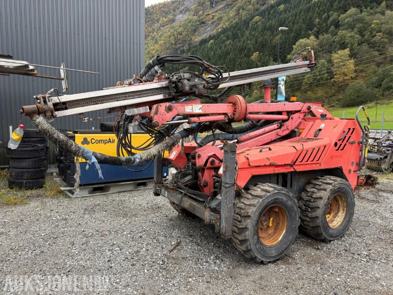 2011 Sandvik DC122R Borerigg 2376 slagtimer - Puurimisplatvorm: pilt 1 2011 Sandvik DC122R Borerigg 2376 slagtimer - Puurimisplatvorm: pilt 1