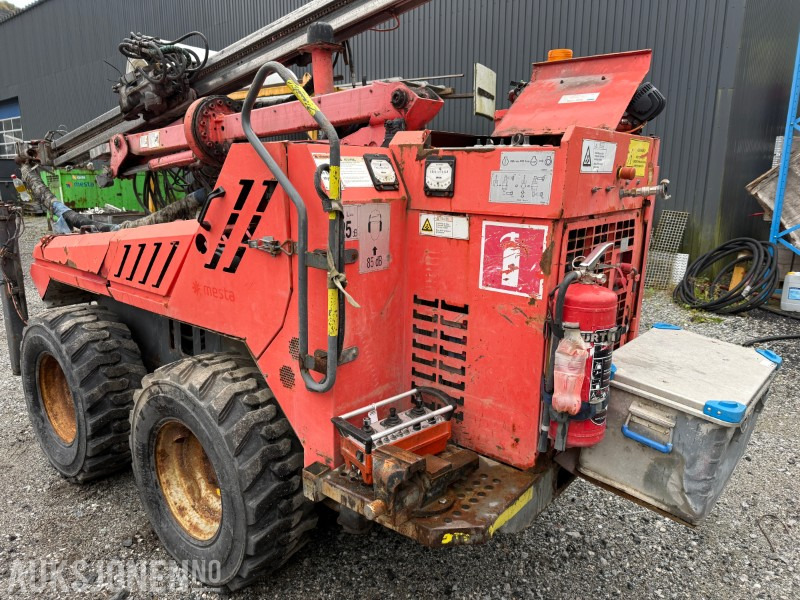 2011 Sandvik DC122R Borerigg 2376 slagtimer - Puurimisplatvorm: pilt 4 2011 Sandvik DC122R Borerigg 2376 slagtimer - Puurimisplatvorm: pilt 4