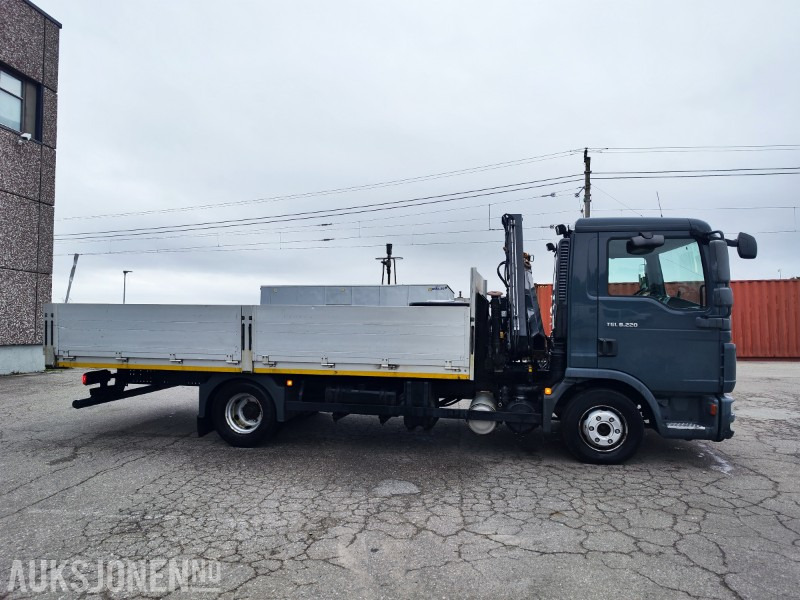 2012 MAN TGL 8.220 Planbil med Hiab XS 055 B-2 HIDUO kran - Kraanaga veoauto: pilt 5 2012 MAN TGL 8.220 Planbil med Hiab XS 055 B-2 HIDUO kran - Kraanaga veoauto: pilt 5