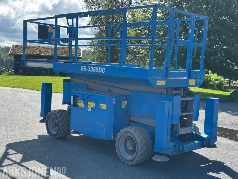 2013 Genie GS-3369DC - Terrenggående sakselift - Platvorm: pilt 3 2013 Genie GS-3369DC - Terrenggående sakselift - Platvorm: pilt 3