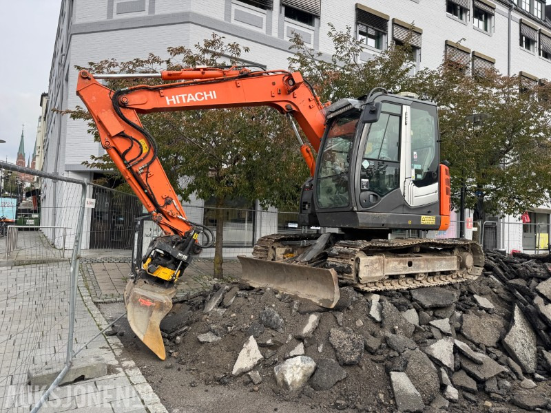 2013 Hitachi ZX85US-3 - Beltegraver - Gravemaskin - Engcon tiltrotator - Ekskavaator: pilt 1 2013 Hitachi ZX85US-3 - Beltegraver - Gravemaskin - Engcon tiltrotator - Ekskavaator: pilt 1