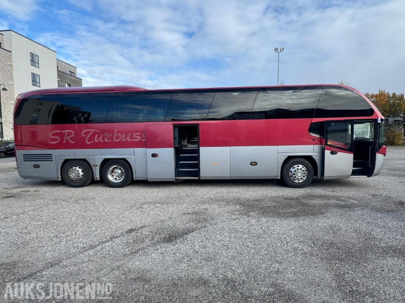 2013 MAN NEOPLAN Cityliner EEV - 53 seter - 615222km -turbuss - Kaugsõidu buss: pilt 3 2013 MAN NEOPLAN Cityliner EEV - 53 seter - 615222km -turbuss - Kaugsõidu buss: pilt 3