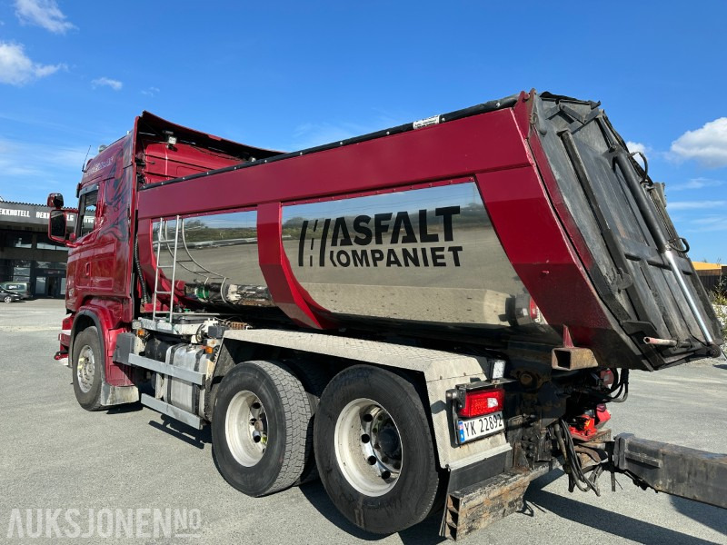 2013 Scania R500 tippbil med asfaltbalje og tippkasse - Brøyterigget - Euro 5 - Kallurauto: pilt 4 2013 Scania R500 tippbil med asfaltbalje og tippkasse - Brøyterigget - Euro 5 - Kallurauto: pilt 4