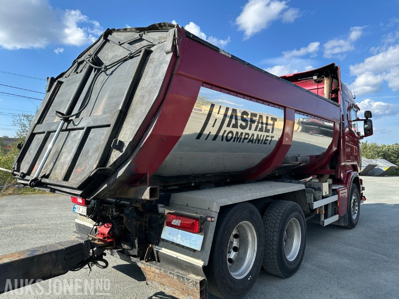 2013 Scania R500 tippbil med asfaltbalje og tippkasse - Brøyterigget - Euro 5 - Kallurauto: pilt 3 2013 Scania R500 tippbil med asfaltbalje og tippkasse - Brøyterigget - Euro 5 - Kallurauto: pilt 3