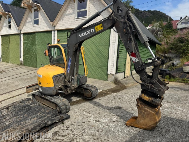 2013 Volvo ECR58 - Gravemaskin - Tiltrotator - 3. Skuffer - Sertifisert - Timer: 6477 - Miniekskavaator: pilt 2 2013 Volvo ECR58 - Gravemaskin - Tiltrotator - 3. Skuffer - Sertifisert - Timer: 6477 - Miniekskavaator: pilt 2