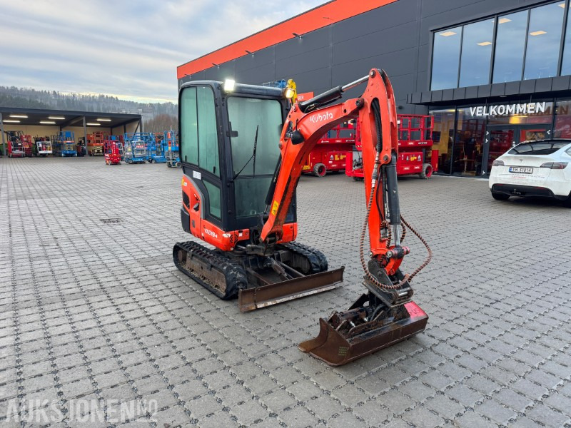 2014 Kubota KX019-4 minigraver - 4225 timer - Miniekskavaator: pilt 3 2014 Kubota KX019-4 minigraver - 4225 timer - Miniekskavaator: pilt 3