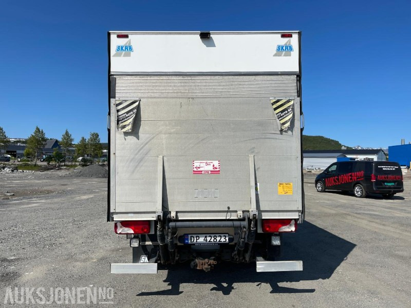 2014 Mercedes-Benz 516 Bluetec Sprinter Automat, kun 157716 km, SKAB påbygg, og 750 kg Zepro bakløft - Kasti veoauto: pilt 5 2014 Mercedes-Benz 516 Bluetec Sprinter Automat, kun 157716 km, SKAB påbygg, og 750 kg Zepro bakløft - Kasti veoauto: pilt 5