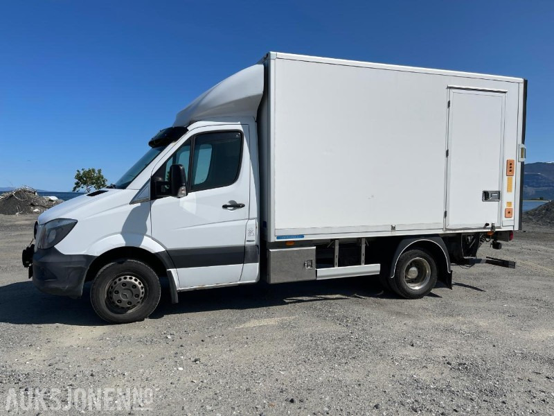 2014 Mercedes-Benz 516 Bluetec Sprinter Automat, kun 157716 km, SKAB påbygg, og 750 kg Zepro bakløft - Kasti veoauto: pilt 2 2014 Mercedes-Benz 516 Bluetec Sprinter Automat, kun 157716 km, SKAB påbygg, og 750 kg Zepro bakløft - Kasti veoauto: pilt 2