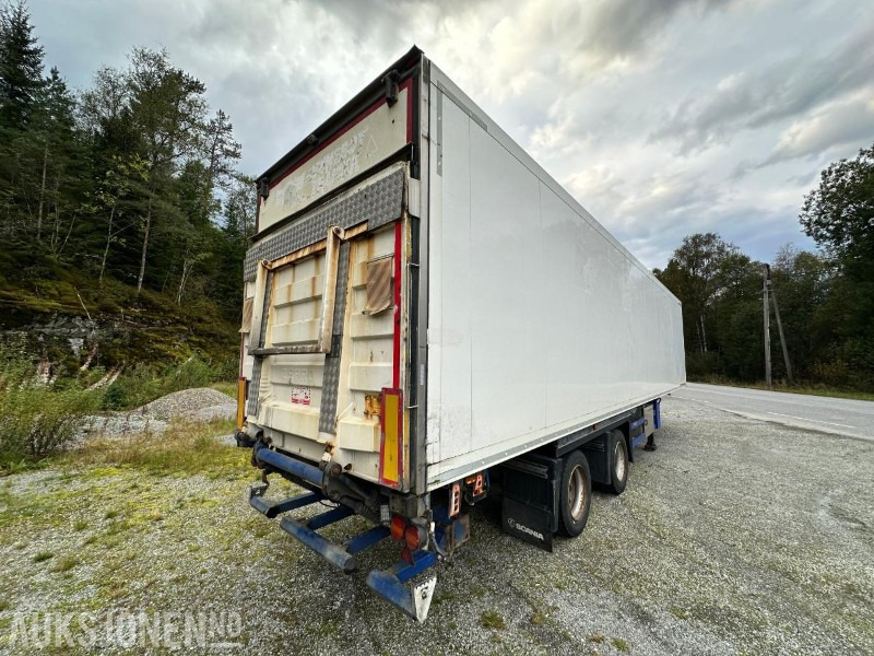 2014 Schmitz CARGOBULL SKO 20/LZG-13.4 FP 80/45 med lift - Külmutiga poolhaagis: pilt 5 2014 Schmitz CARGOBULL SKO 20/LZG-13.4 FP 80/45 med lift - Külmutiga poolhaagis: pilt 5