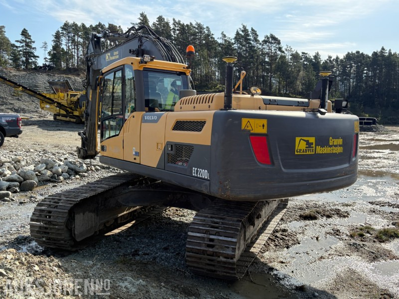2014 Volvo EC 220DL - 10 656 timer - sertifisert - Ekskavaator: pilt 4 2014 Volvo EC 220DL - 10 656 timer - sertifisert - Ekskavaator: pilt 4