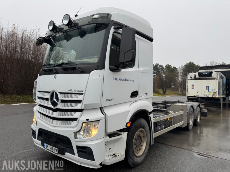2015 Mercedes-Benz Actros container chassis LAV KM - Konteinerveduk/ Tõstukiga veoauto: pilt 1 2015 Mercedes-Benz Actros container chassis LAV KM - Konteinerveduk/ Tõstukiga veoauto: pilt 1