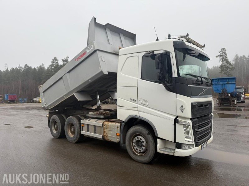 2015 VOLVO FH540 6X4 Euro6 TIPPBIL SERVICEHISTORIKK ZETTERBERG PÅBYGG. - Kallurauto: pilt 2 2015 VOLVO FH540 6X4 Euro6 TIPPBIL SERVICEHISTORIKK ZETTERBERG PÅBYGG. - Kallurauto: pilt 2