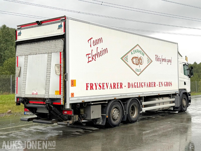 2016 Scania G450 med 2-soners kjøl- og frys, kun 1 eier! Gullavtale, Zepro, Onspot kjettinger, ryggekamera - Kasti veoauto: pilt 5 2016 Scania G450 med 2-soners kjøl- og frys, kun 1 eier! Gullavtale, Zepro, Onspot kjettinger, ryggekamera - Kasti veoauto: pilt 5