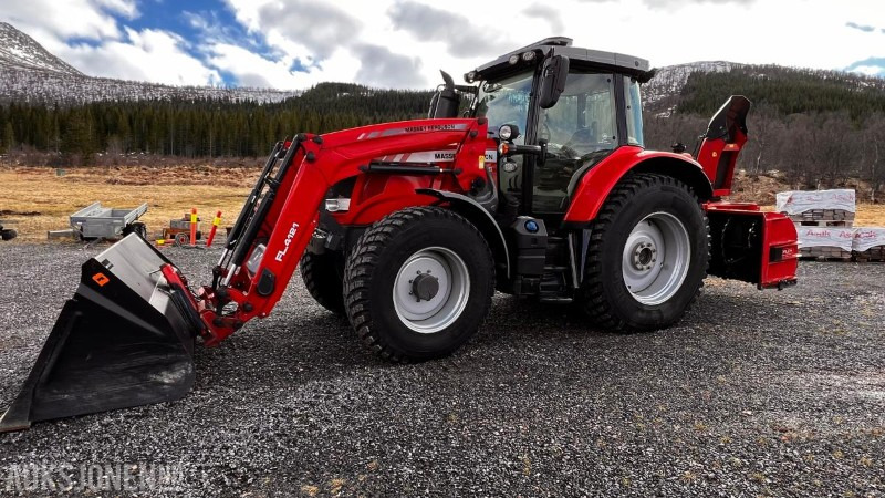 2017 Massey Ferguson 6714 S Dyna VT * Eu Godkjent * 2503 Timer * - Traktor: pilt 1 2017 Massey Ferguson 6714 S Dyna VT * Eu Godkjent * 2503 Timer * - Traktor: pilt 1