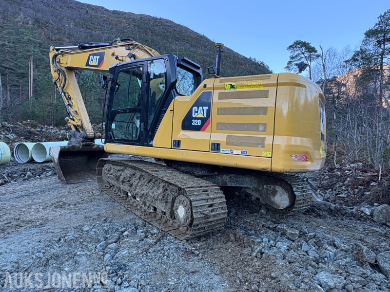 2018 Cat 320 - 4 890 timer - 2 skuffer og tiltrotator - CAT Premium serviceavtale - Ekskavaator: pilt 4 2018 Cat 320 - 4 890 timer - 2 skuffer og tiltrotator - CAT Premium serviceavtale - Ekskavaator: pilt 4