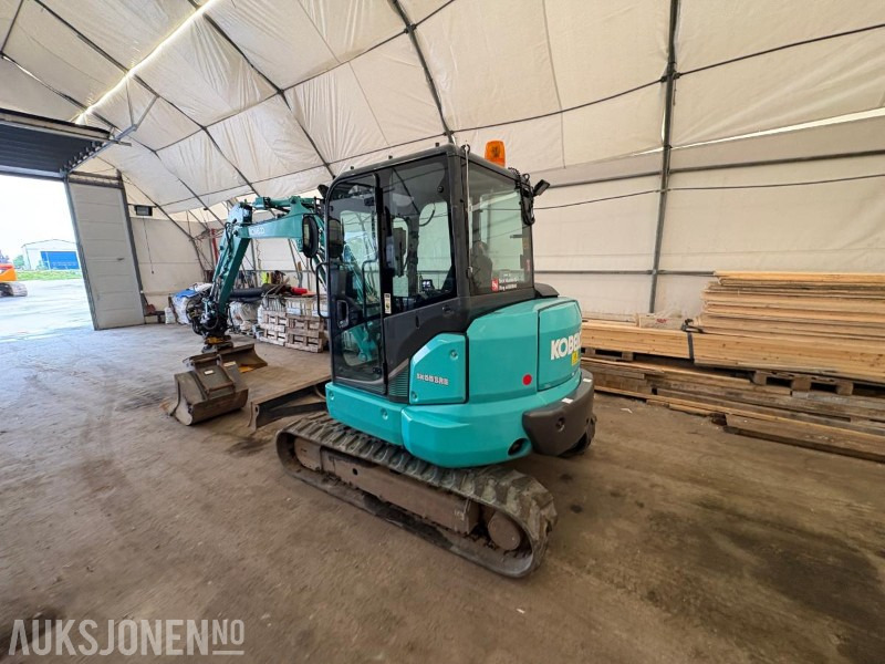 2018 Kobelco SK55SRX-6 - 2 skuffer - tiltrotator - sertifisert til 10/25 - 3 663 motortimer - Ekskavaator: pilt 4 2018 Kobelco SK55SRX-6 - 2 skuffer - tiltrotator - sertifisert til 10/25 - 3 663 motortimer - Ekskavaator: pilt 4