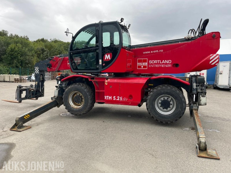 2018 Magni RTH 5.25 SH rundtomsvingende teleskoptruck med mye utstyr, 3602 timer - Teleskooplaadur: pilt 3 2018 Magni RTH 5.25 SH rundtomsvingende teleskoptruck med mye utstyr, 3602 timer - Teleskooplaadur: pilt 3