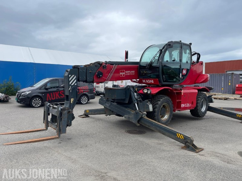 2018 Magni RTH 5.25 SH rundtomsvingende teleskoptruck med mye utstyr, 3602 timer - Teleskooplaadur: pilt 1 2018 Magni RTH 5.25 SH rundtomsvingende teleskoptruck med mye utstyr, 3602 timer - Teleskooplaadur: pilt 1