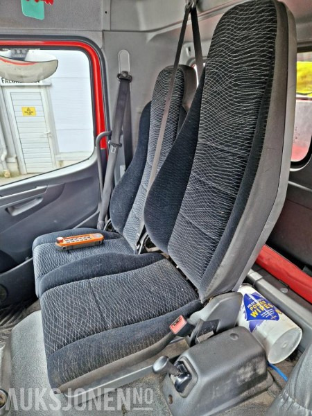Tuletõrjeauto 2018 Mercedes-Benz ATEGO med TEVOR PÅBYGG, Kjørebruer, Briller, Fjernkontroll,: pilt 18