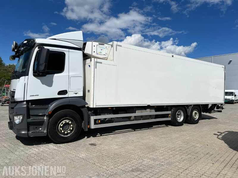 2018 Mercedes-Benz Antos 2545 skapbil med kjøleaggregat, baklem, lav km, DAB, Automat - Kasti veoauto: pilt 2 2018 Mercedes-Benz Antos 2545 skapbil med kjøleaggregat, baklem, lav km, DAB, Automat - Kasti veoauto: pilt 2