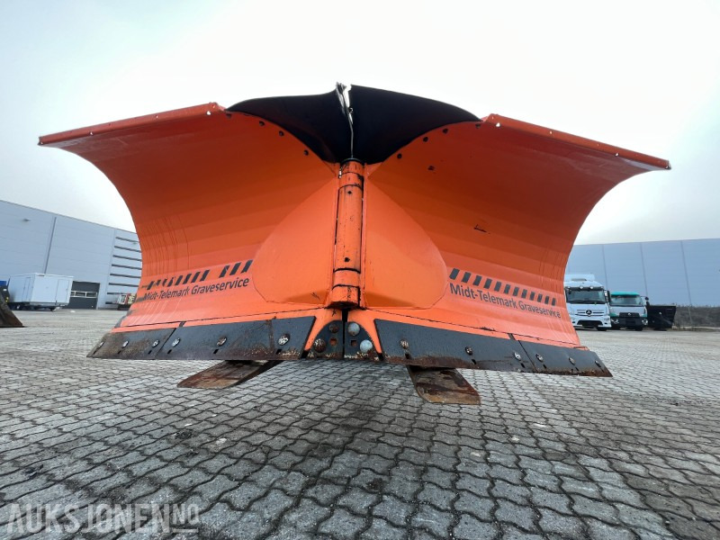 2019 PronarPUV-3300M snøskjær - Traktor: pilt 3 2019 PronarPUV-3300M snøskjær - Traktor: pilt 3