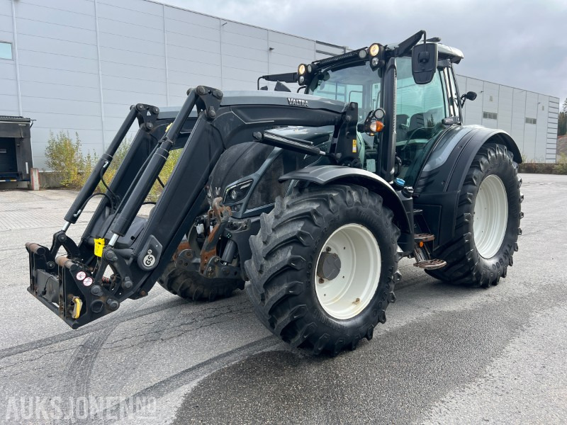 2019 Valtra N174D 1C8 - frontlaster - Traktor: pilt 1 2019 Valtra N174D 1C8 - frontlaster - Traktor: pilt 1