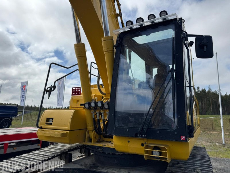 Ekskavaator 2020 Komatsu PC290 LC-11E0 GRAVEMASKIN MED ROTOTIL OG 2 SKUFFER: pilt 15