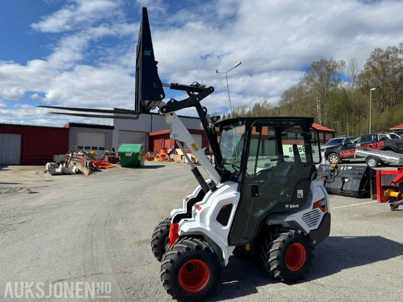 2022 Bobcat L23 kompaktlaster med skuffe, gafler og hydraulisksnøskjær - Kompaktlaadur: pilt 3 2022 Bobcat L23 kompaktlaster med skuffe, gafler og hydraulisksnøskjær - Kompaktlaadur: pilt 3
