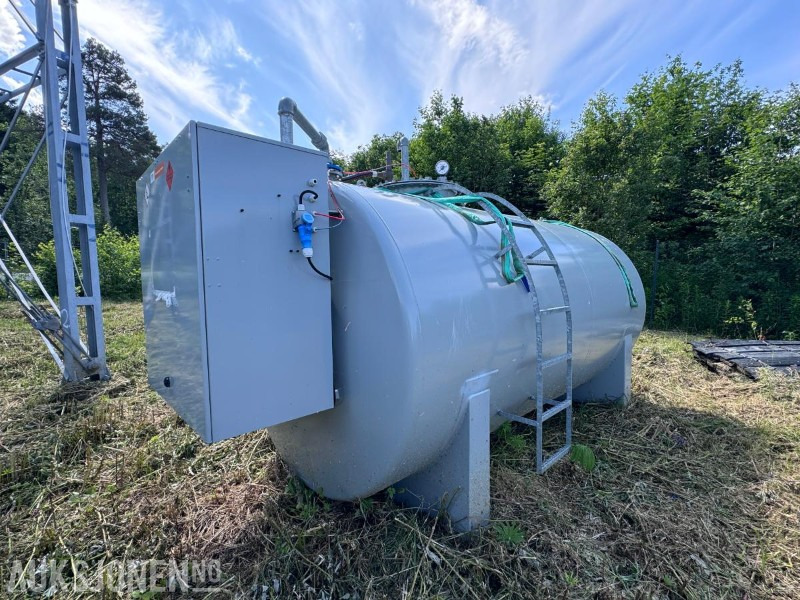 2022 Veratank 10.000 Liter - Dieseltank - Ståltank med dobbelvegg - HDM 80 eco Box - Piusi slangetrommel 10 m slange - OCIO Overfyllingsvern - Ehitusseade: pilt 1 2022 Veratank 10.000 Liter - Dieseltank - Ståltank med dobbelvegg - HDM 80 eco Box - Piusi slangetrommel 10 m slange - OCIO Overfyllingsvern - Ehitusseade: pilt 1