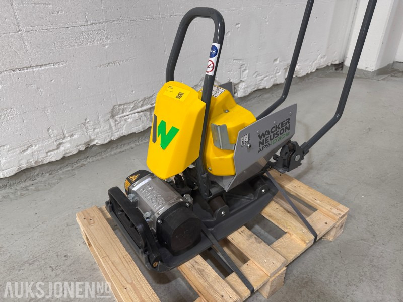 2022 Wacker Neuson APS1030e - 50 KG EL VIBROPLATE /m Batteri og lader - Rullija: pilt 4 2022 Wacker Neuson APS1030e - 50 KG EL VIBROPLATE /m Batteri og lader - Rullija: pilt 4