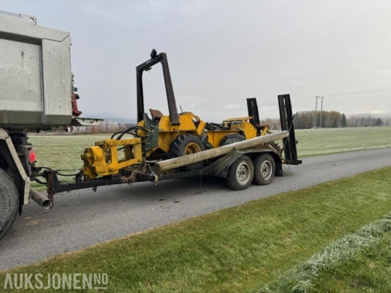DH45 Trencher med vibrofunksjon bak og maskintralle - Ehitusseade: pilt 1 DH45 Trencher med vibrofunksjon bak og maskintralle - Ehitusseade: pilt 1