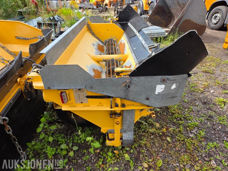 Falköping Falköping LB 1000 BLU Etterhengende Strøapparat - Ehitusseade: pilt 5 Falköping Falköping LB 1000 BLU Etterhengende Strøapparat - Ehitusseade: pilt 5
