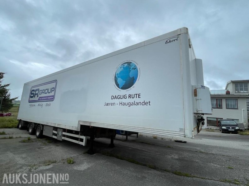 2007 Ekeri L3 Skaphenger med full sideåpning - 3-akslet - Tillatt totalvekt: 45000 kg. - Haagis: pilt 5 2007 Ekeri L3 Skaphenger med full sideåpning - 3-akslet - Tillatt totalvekt: 45000 kg. - Haagis: pilt 5