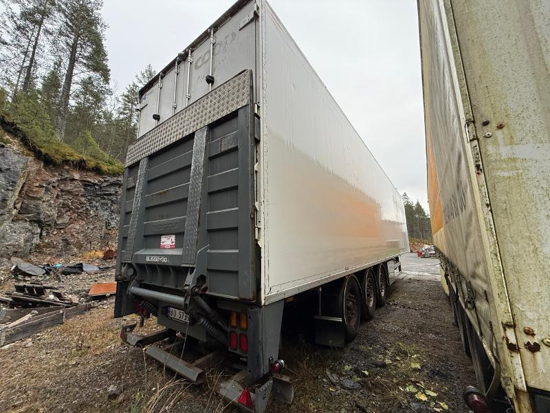 Haagis Bussbygg Frysesemi m/ Thermo King kjøleaggregat og Zepro bakløfter: pilt 7 Haagis Bussbygg Frysesemi m/ Thermo King kjøleaggregat og Zepro bakløfter: pilt 7