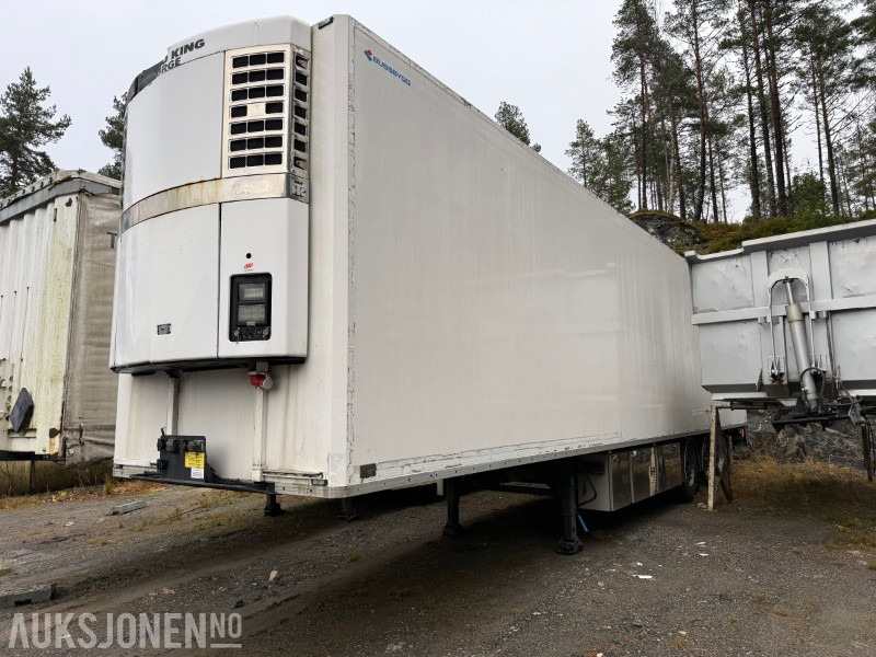 Bussbygg Frysesemi m/ Thermo King kjøleaggregat og Zepro bakløfter - Haagis: pilt 1 Bussbygg Frysesemi m/ Thermo King kjøleaggregat og Zepro bakløfter - Haagis: pilt 1