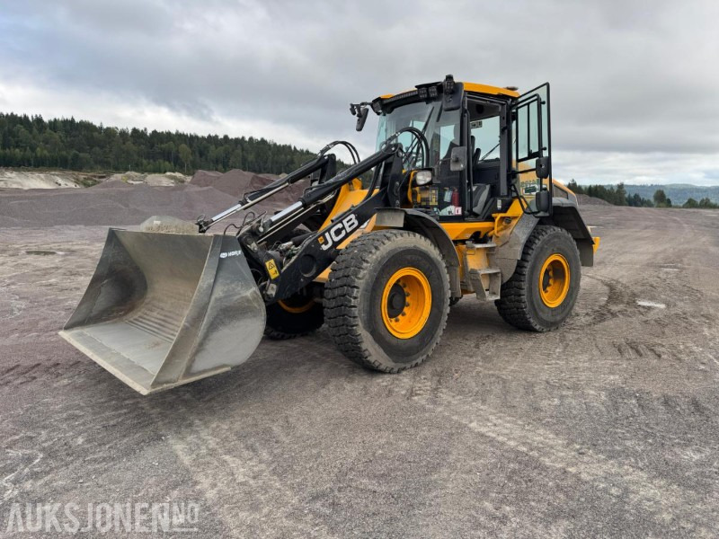 JCB 419S NORDIC EDITION 2024 – KUN 61 T – SENTRALSMØRING, 3./4. FUNKSJON, KOMFORTPAKKE, GODT UTSTYRT - Rataslaadur: pilt 1 JCB 419S NORDIC EDITION 2024 – KUN 61 T – SENTRALSMØRING, 3./4. FUNKSJON, KOMFORTPAKKE, GODT UTSTYRT - Rataslaadur: pilt 1